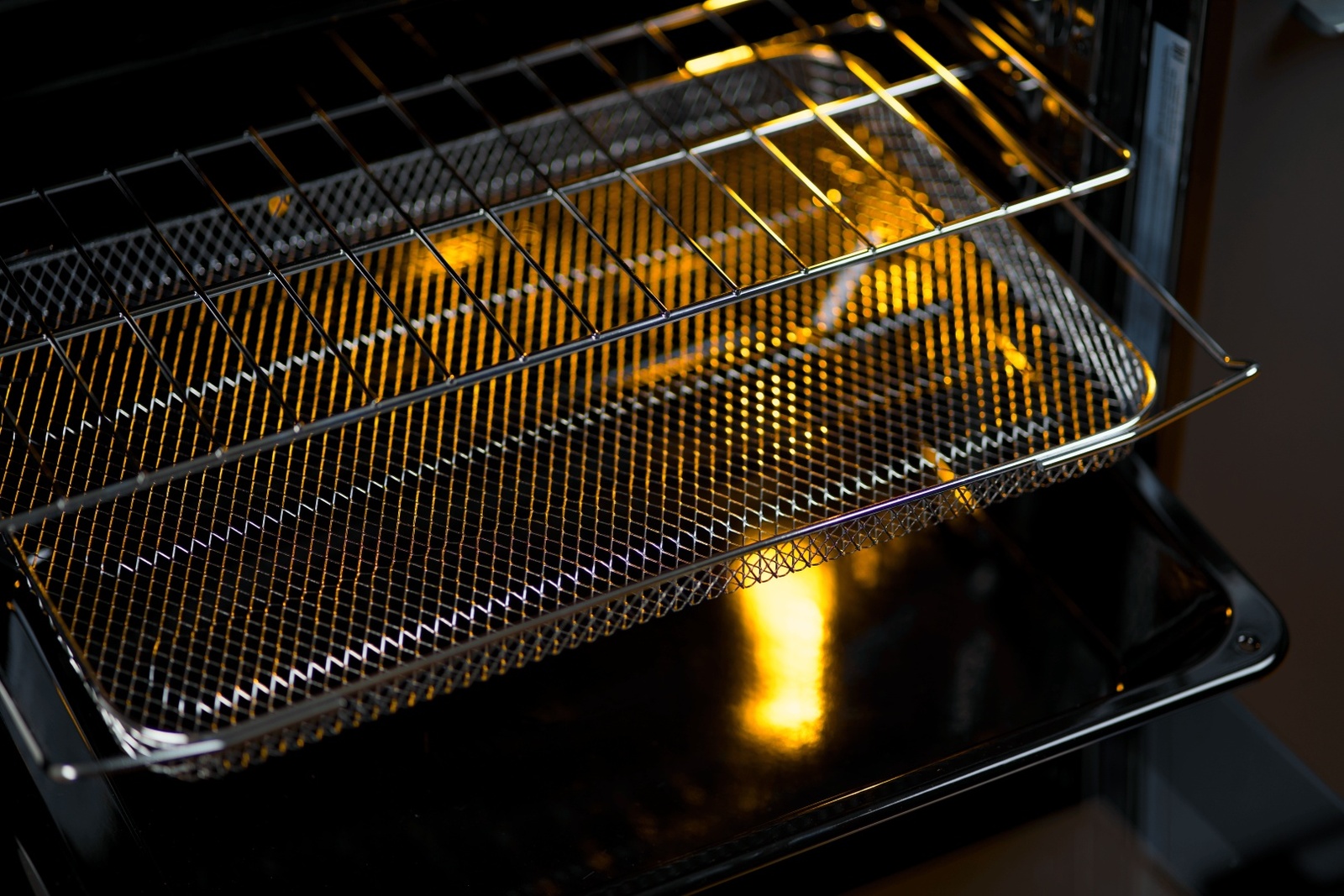 Духовой шкаф Midea MO22000GB черный