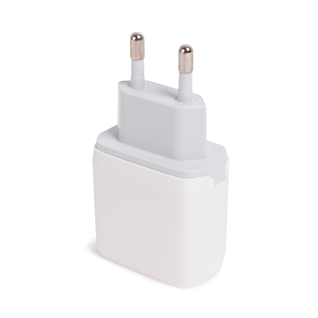 Зарядное устройство Ldnio A2421C 22.5W USB/USB-C, Lightning 1м белое