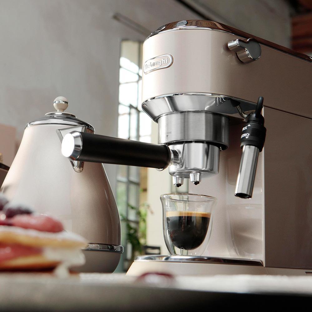Кофеварка Delonghi EC 785.BG
