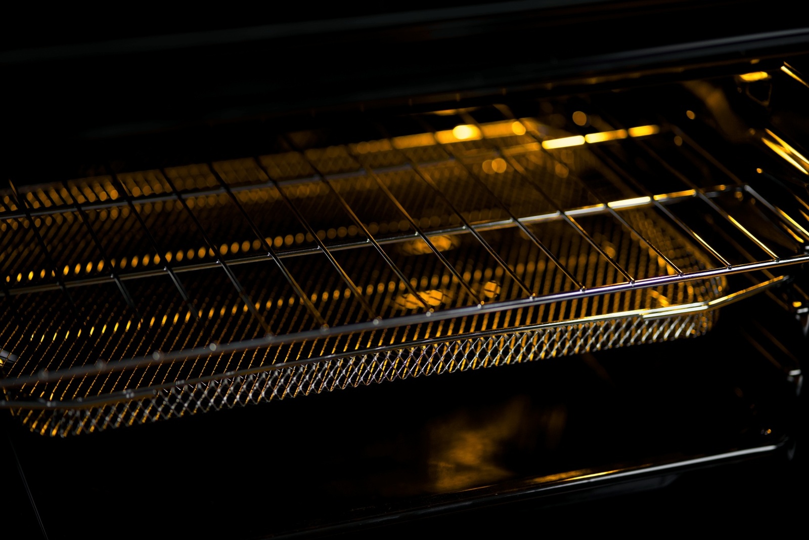 Духовой шкаф Midea MO12000GB черный