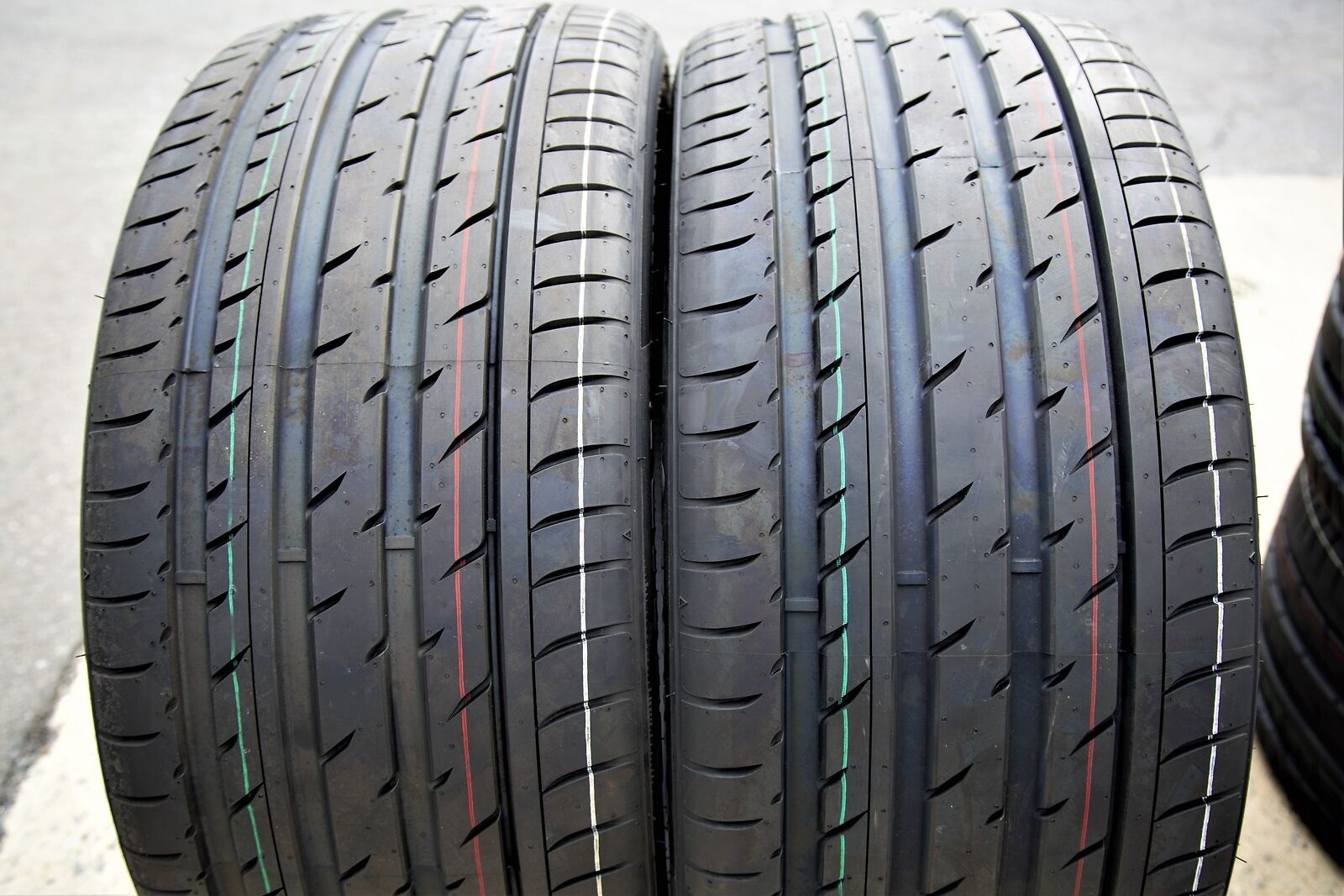 Haida HD927 235/45 R18 98W
