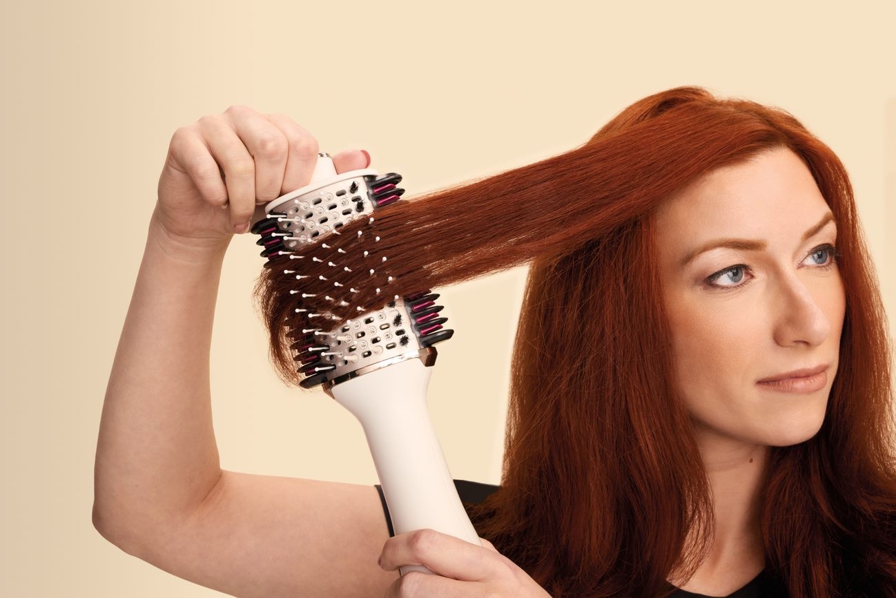 Shark HT212EU фен-щетка 900 Вт