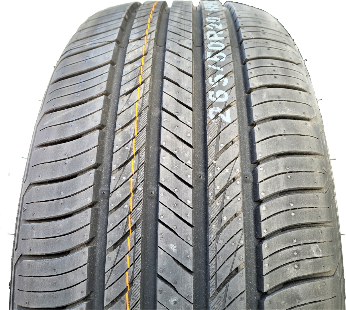 Kumho Crugen HP71 235/70 R16 109H