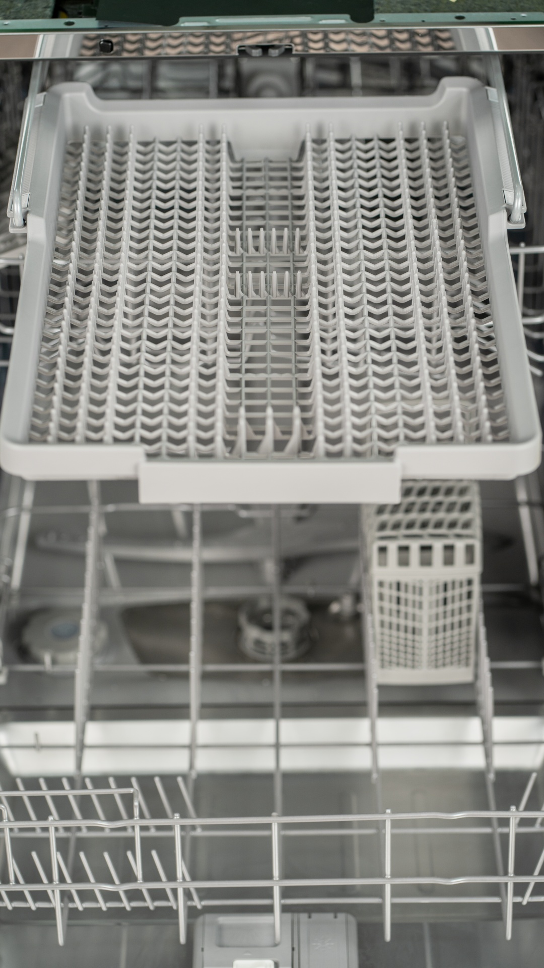 Посудомоечная машина Midea MID60S070i серый, белый