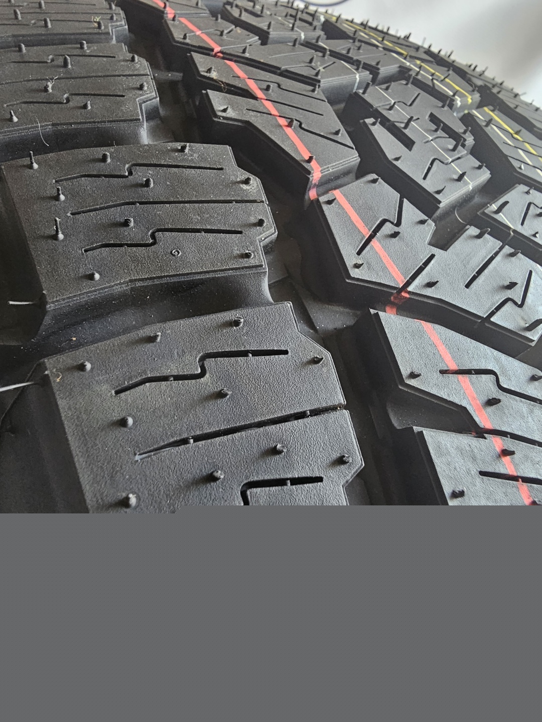 Toyo Open Country A/T 265/70 R16 112 T