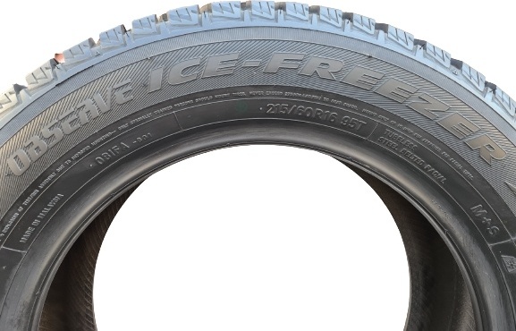 Toyo Observe Ice-Freezer 225/45 R17 91T с шипами