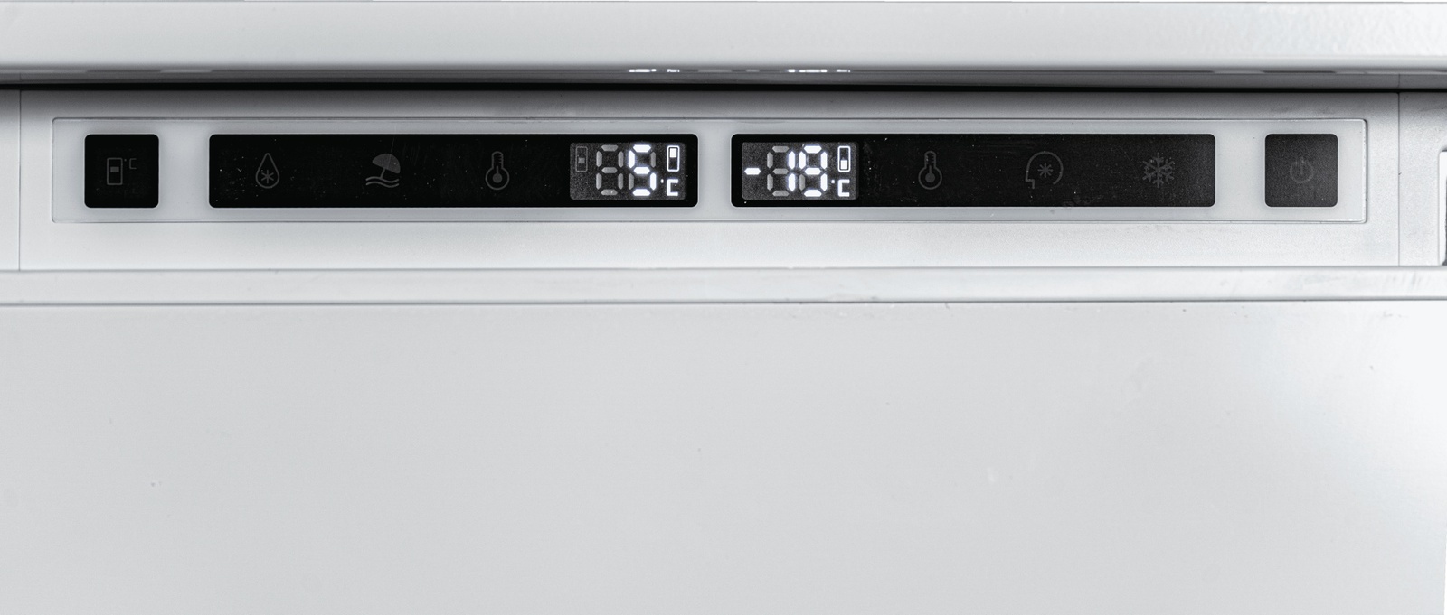 Холодильник GRAND GNBI-241WNFO белый