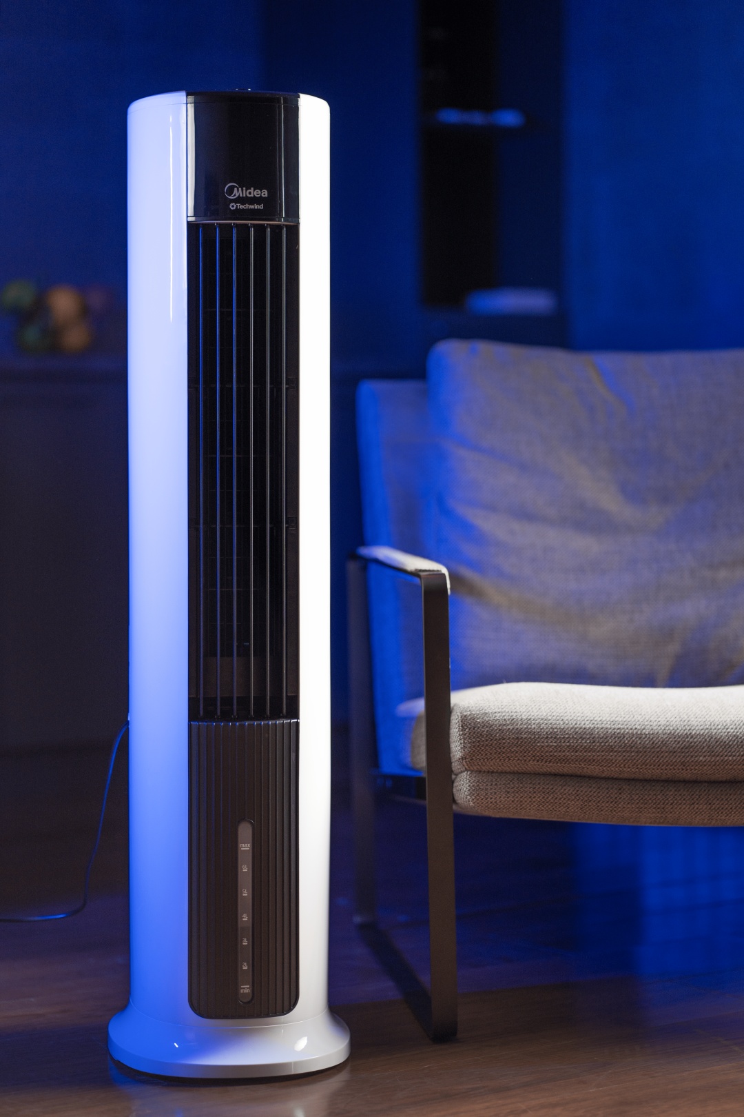 Вентилятор Midea AC120-19ARB белый