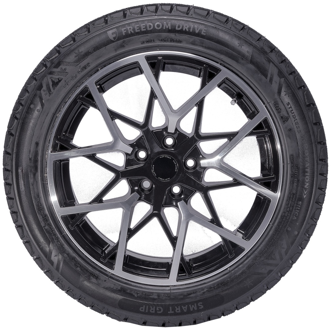 Freedom Drive Smart Grip 235/65 R17 104 S без шипов