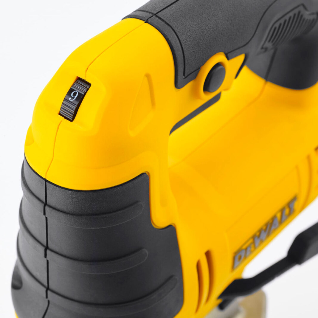 Электролобзик DeWalt DWE349