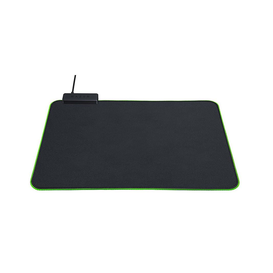 Коврик для мыши Razer Goliathus Chroma RZ02-02500100-R3M1, черный