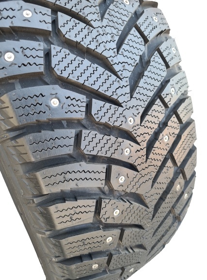 Toyo Observe Ice-Freezer 205/60 R16 92T с шипами
