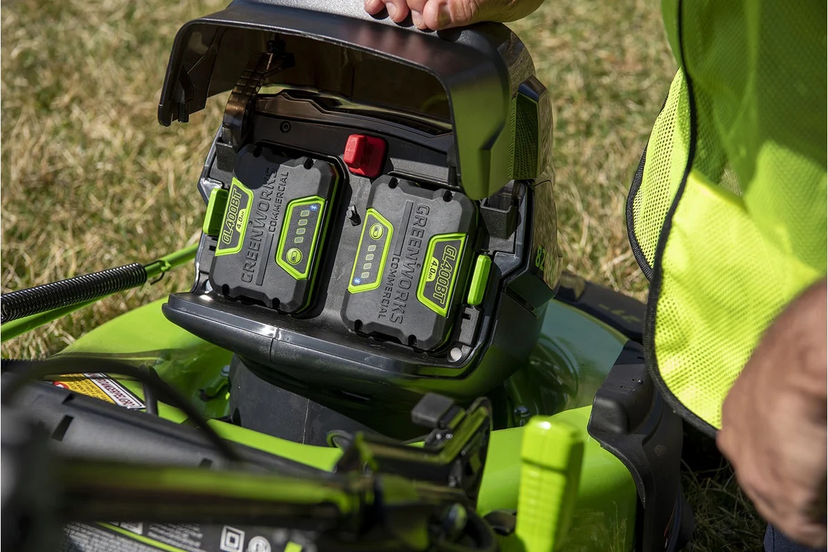 Газонокосилка колесная аккумуляторная Greenworks GC82LM51SP2K2,2515907UB