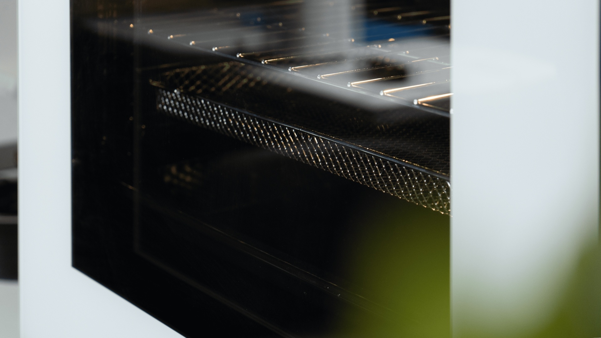 Духовой шкаф Midea MO11000GW белый