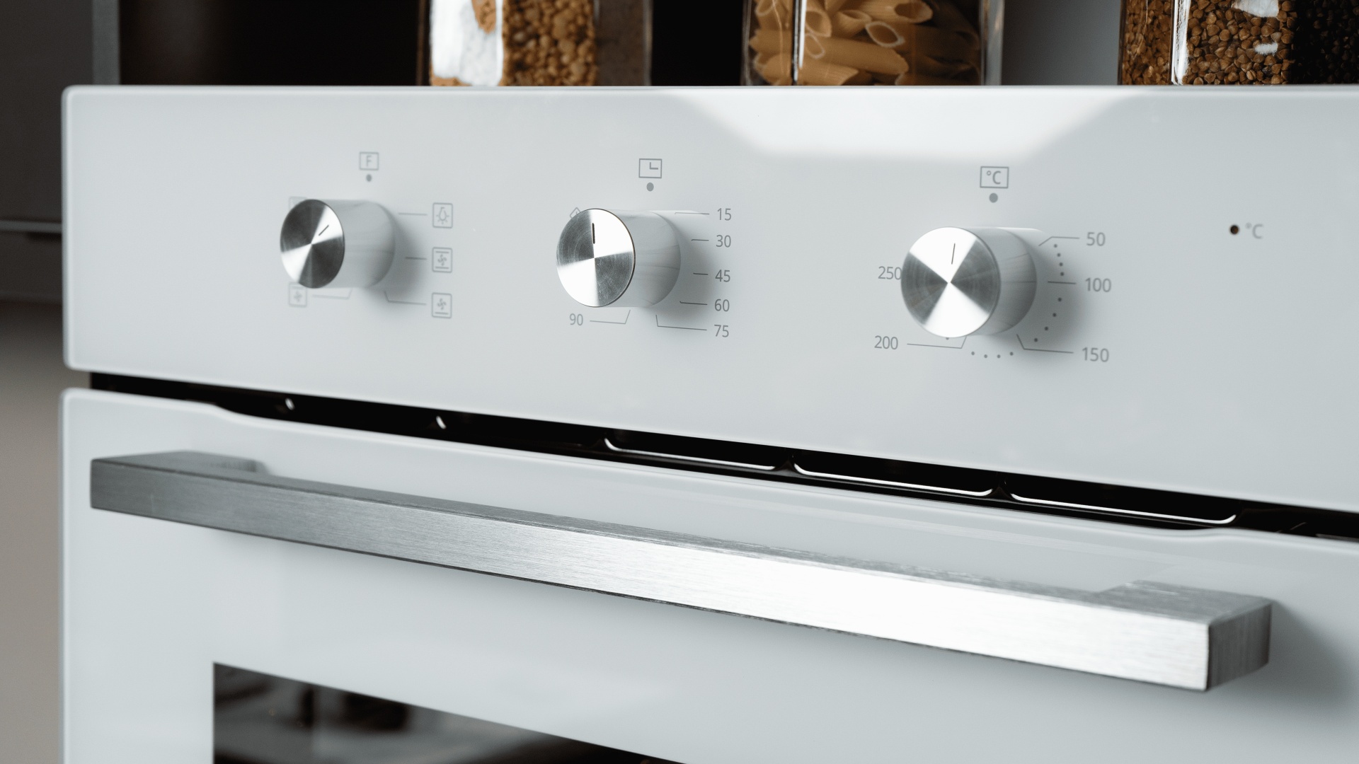 Духовой шкаф Midea MO11000GW белый