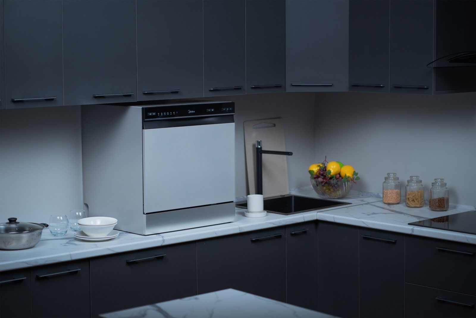 Посудомоечная машина Midea MDWT-827LWS серый