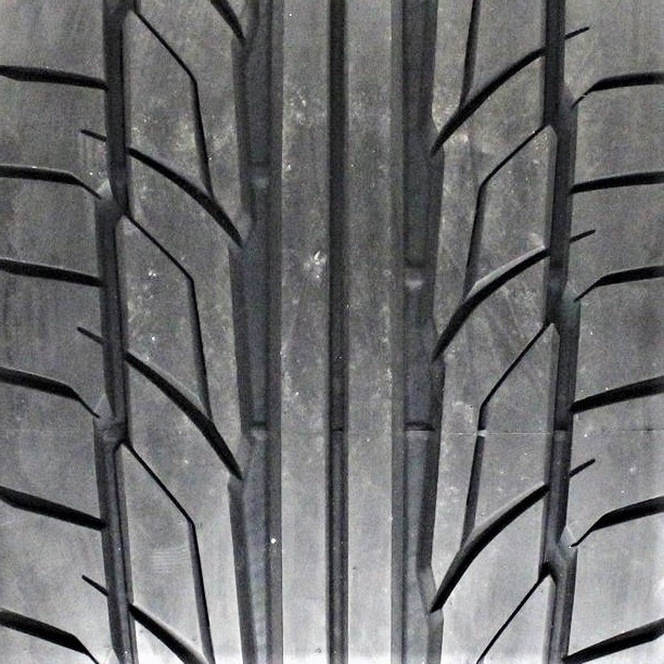 Nitto NT555 G2 215/45 R17 91W