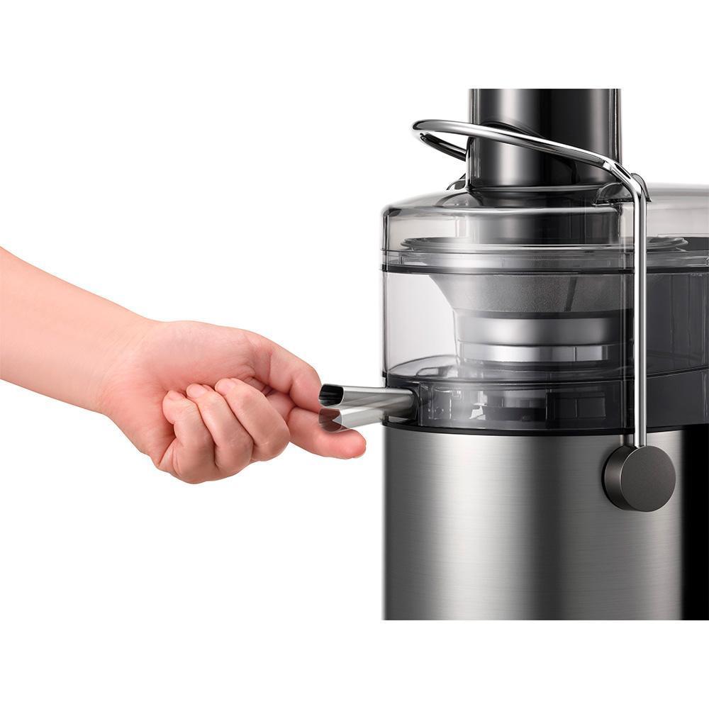 Соковыжималка Panasonic MJ-CB600STQ серебристая