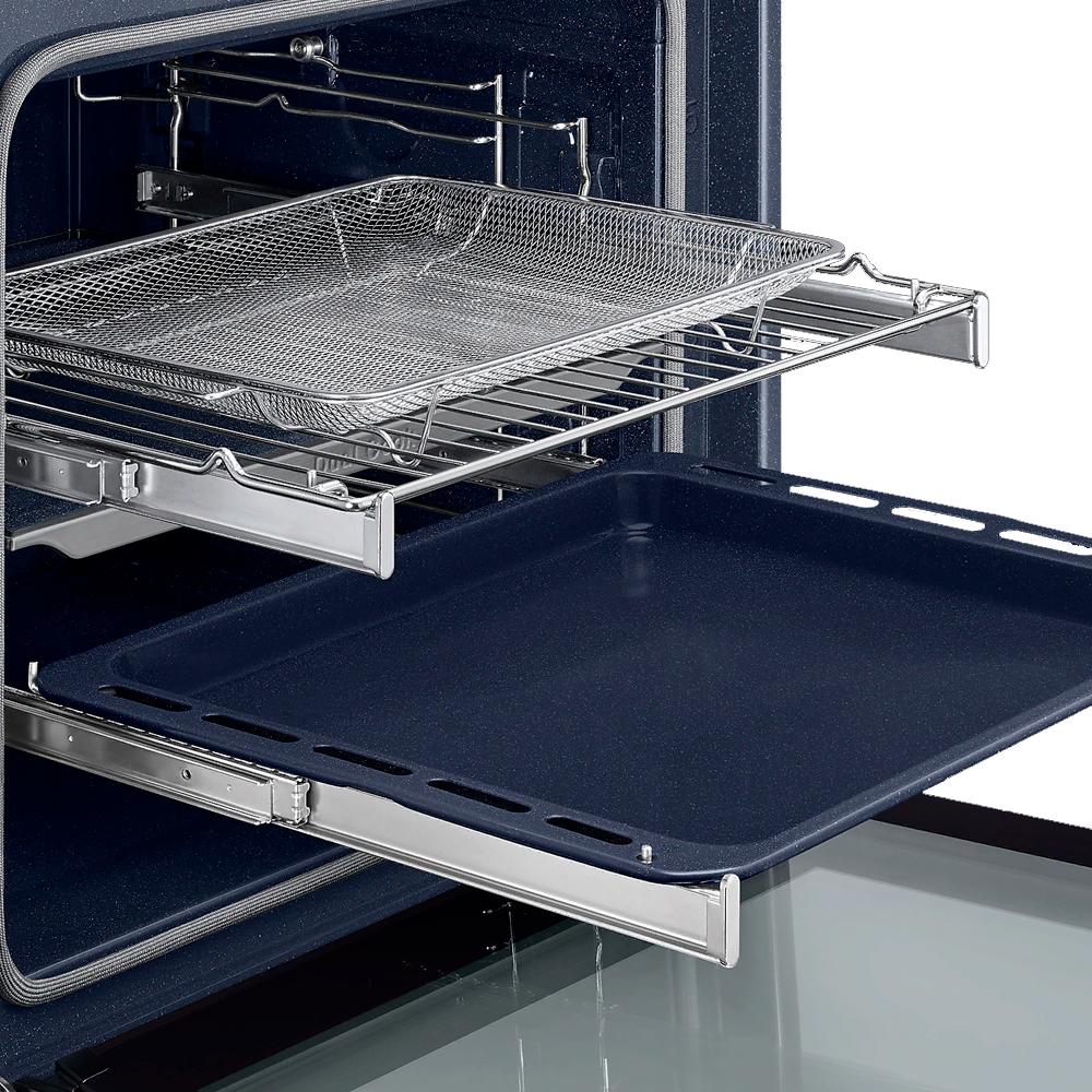 Встраиваемый духовой шкаф Samsung NV7B7997AAA/WT