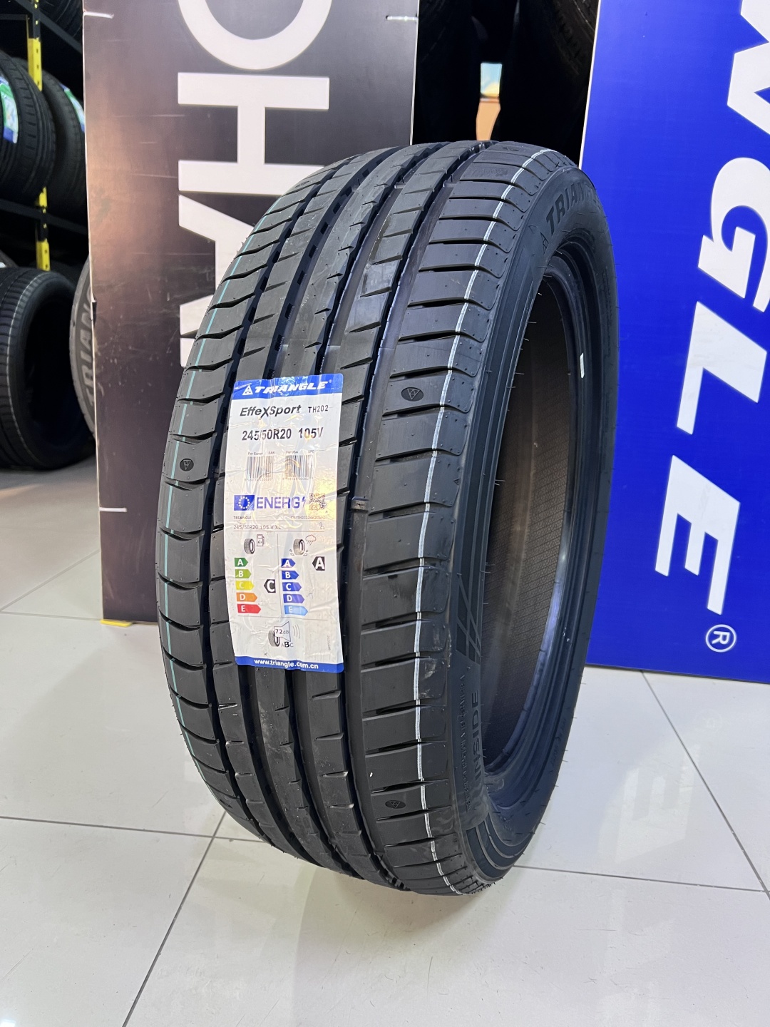 Triangle EffexsporT TH202 245/50 R20 105 V