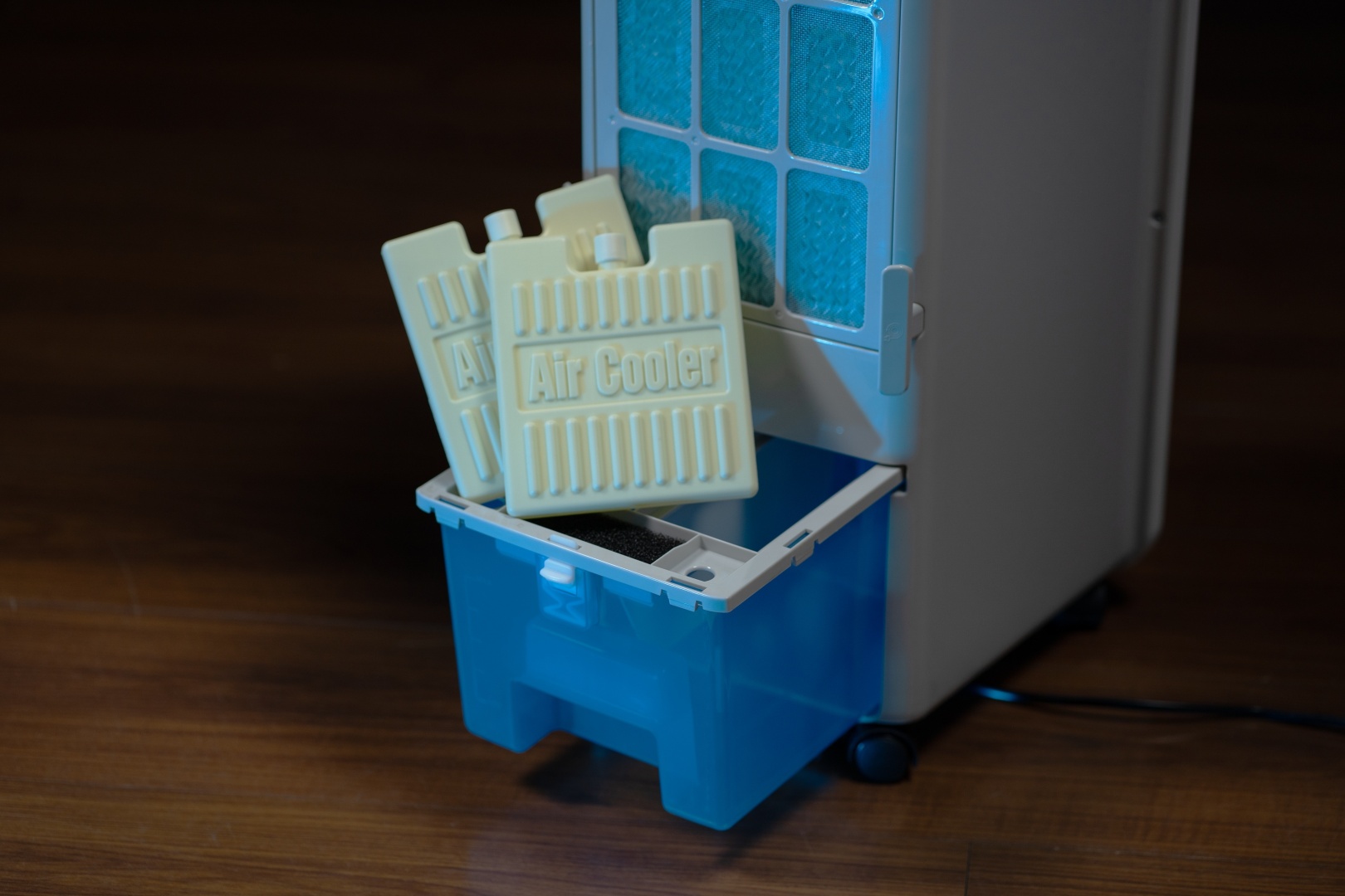 Вентилятор Midea AC100-16BR белый