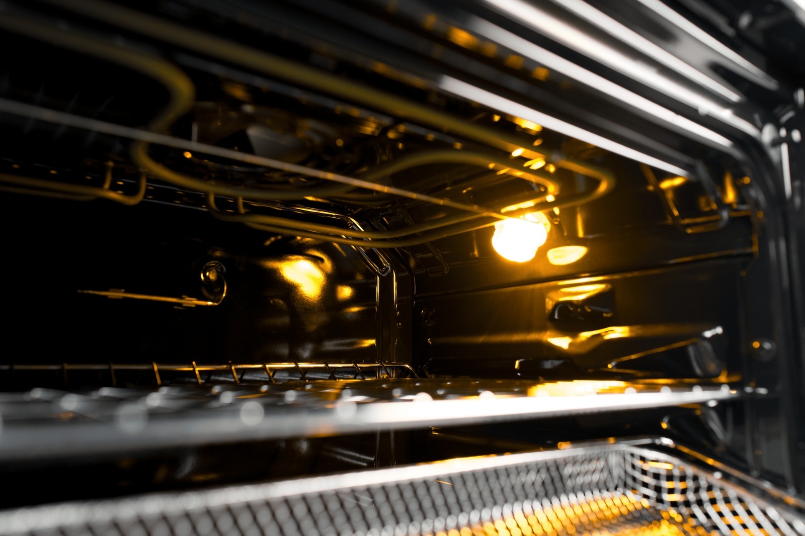 Духовой шкаф Midea MO22000GB черный