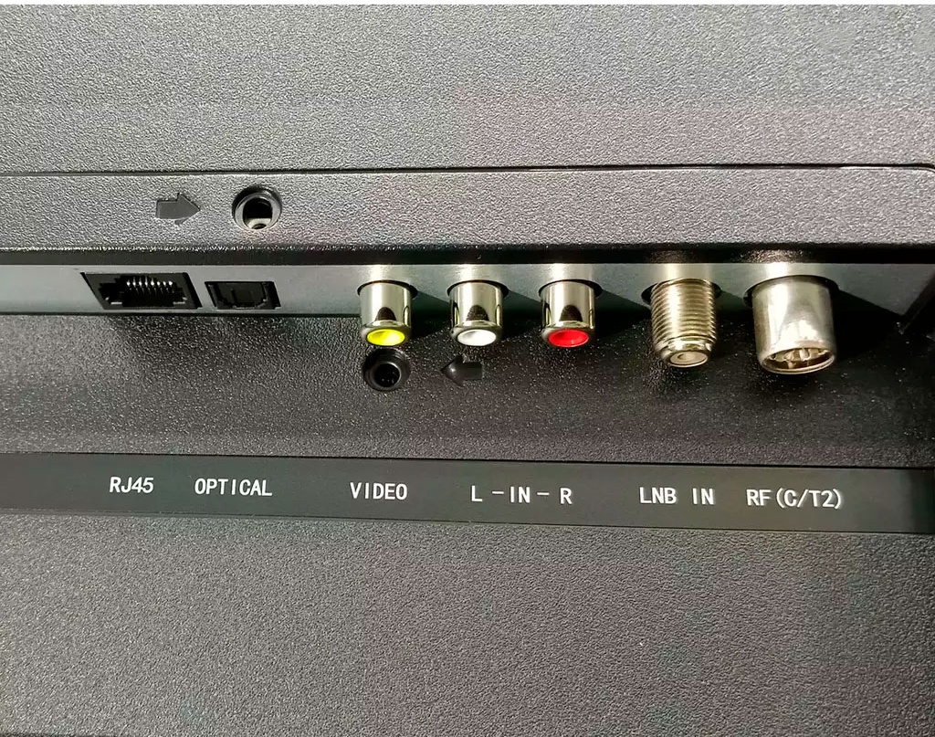 Телевизор Shivaki SYA43LF5600 109 см черный