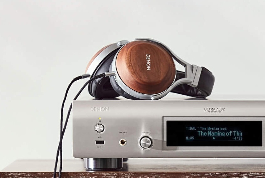 DENON AHD7200EM коричневый