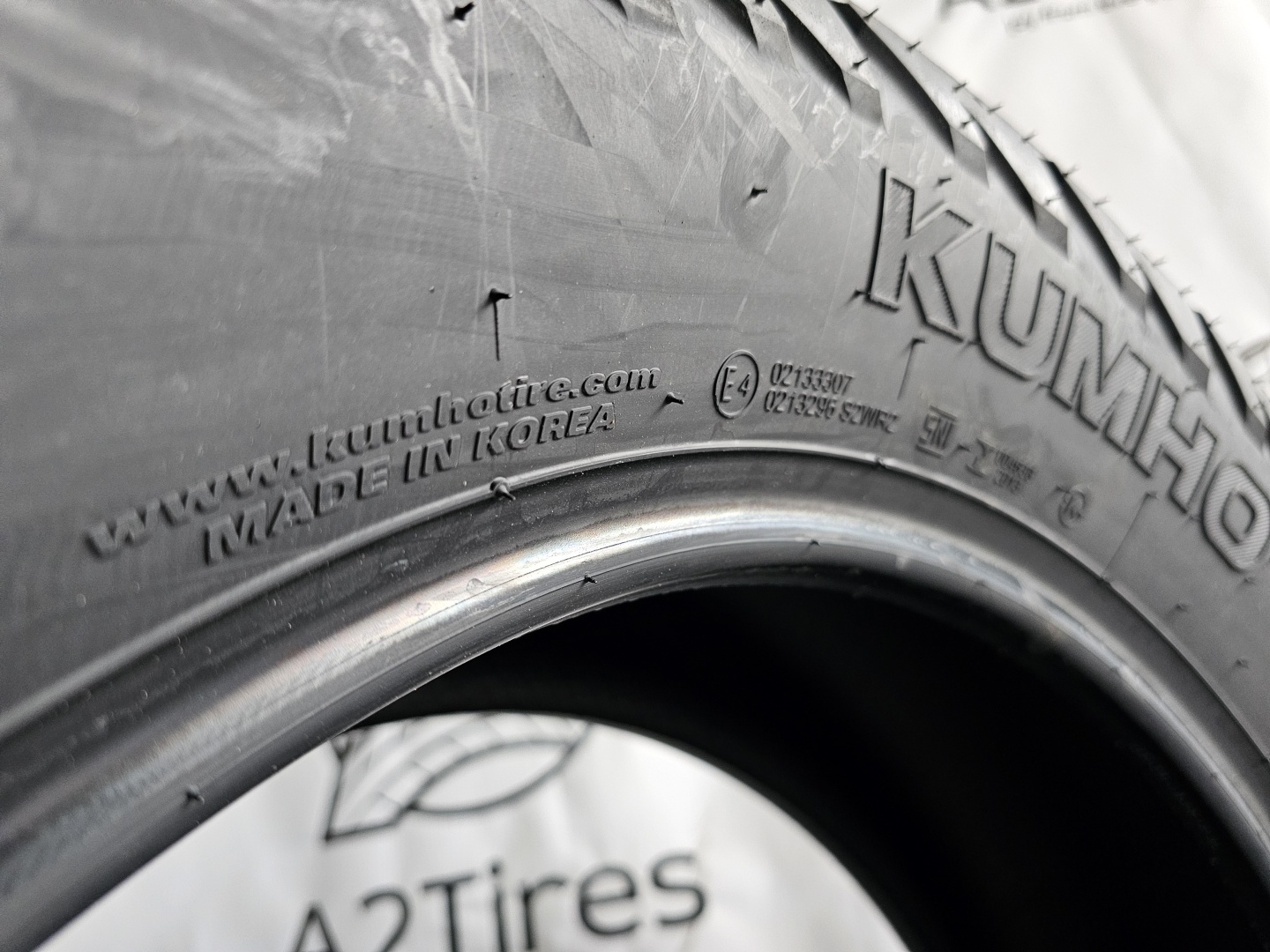 Kumho Road Venture AT52 265/60 R18 110T