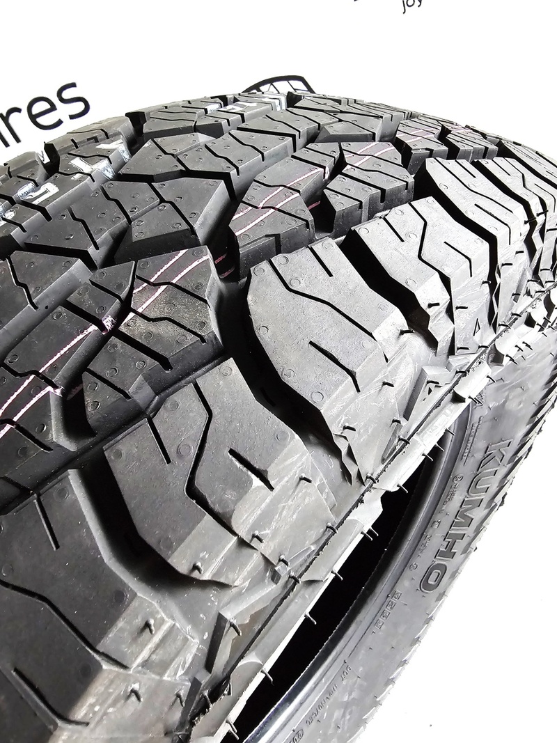 Kumho AT52 КОРЕЯ 2024год (A2Tires) 235/75 R15 109 T  без шипов