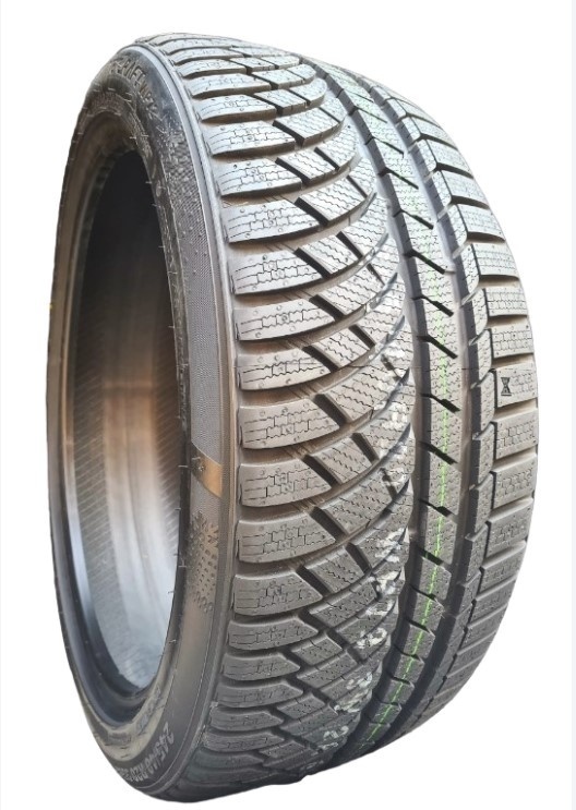 Kumho WinterCraft WP72 225/45 R19 96 V  без шипов