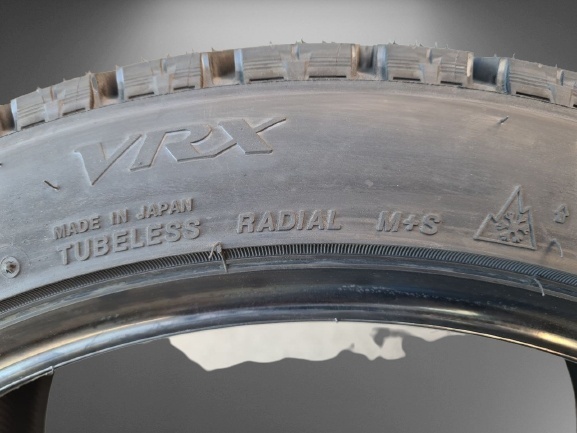 Bridgestone Blizzak VRX 235/55 R17 99S без шипов