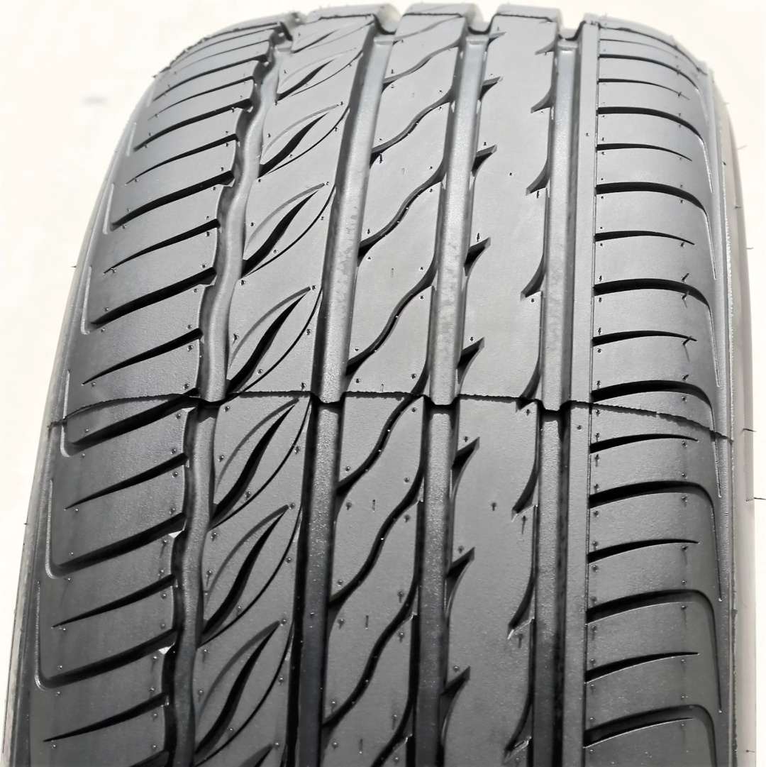 Farroad FRD26 235/40 R18 95 W