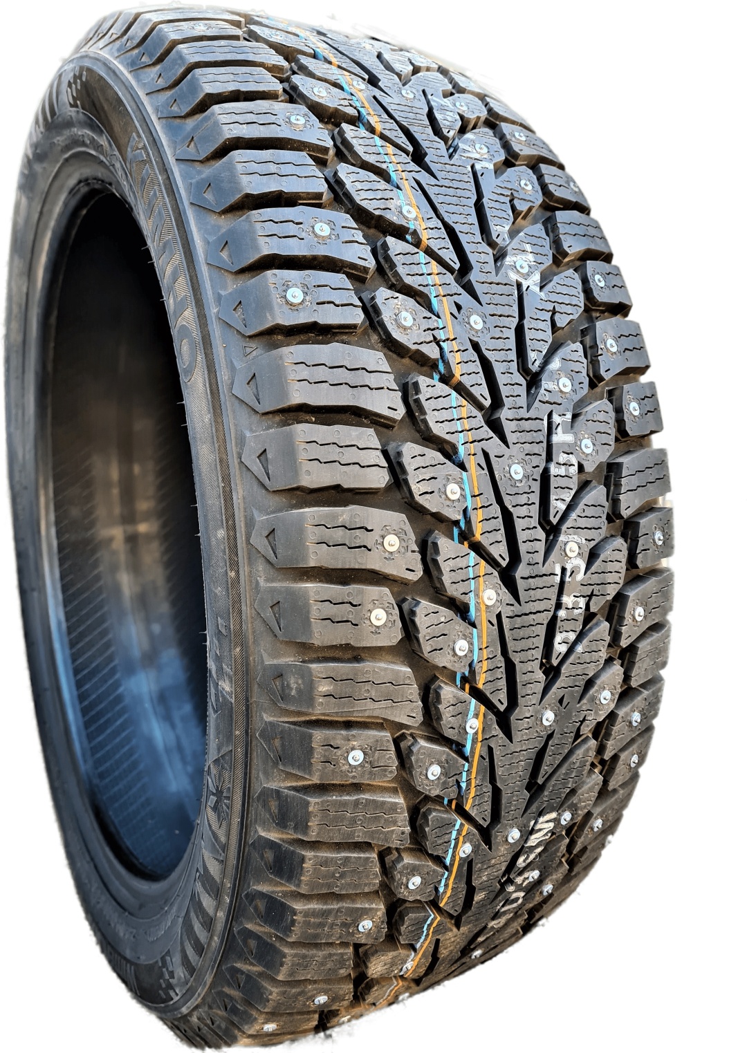 Kumho WinterCraft Ice WI32 195/65 R15 95T с шипами