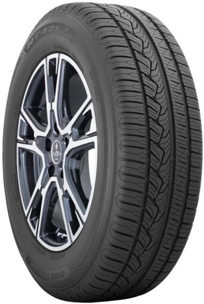 Шина Nitto NT421Q 215/60 R16 99V