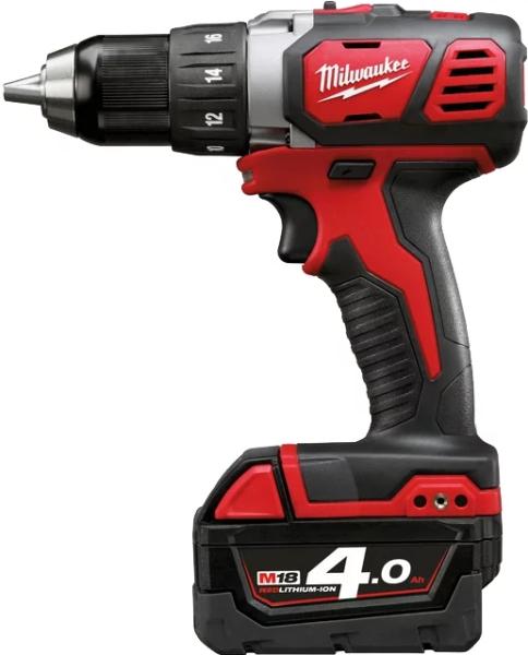 Шуруповерт Milwaukee M18 BDD-202C