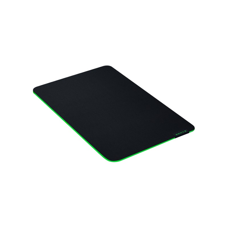 Коврик для игровой мыши Razer Gigantus V2 Medium, RZ02-03330200-R3M1, черный