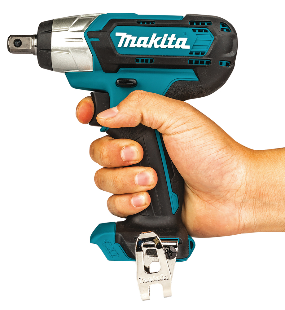 Аккумуляторный ударный гайковерт Makita TW141DZ